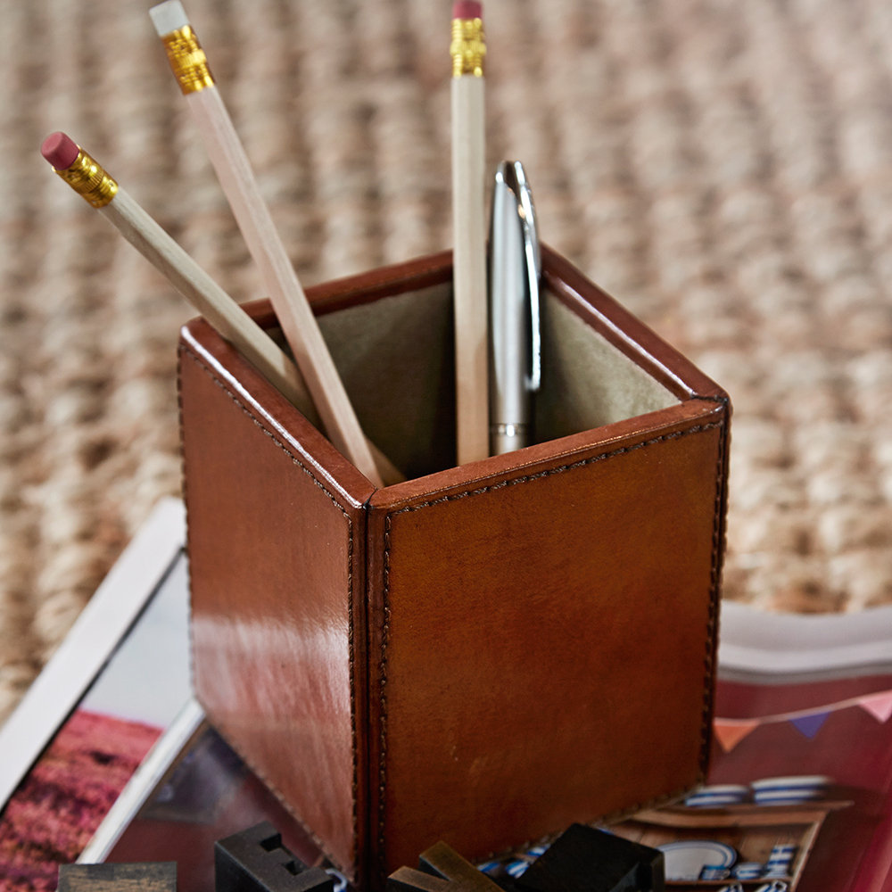 leather pen holder